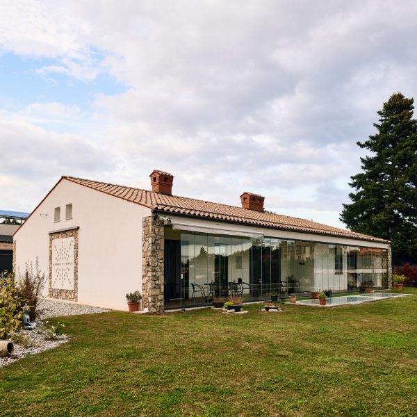 _Z8V3244_HIRES - Copia