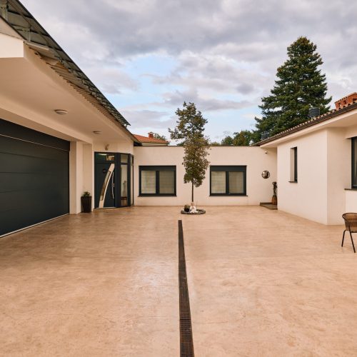 _Z8V3298_HIRES - Copia